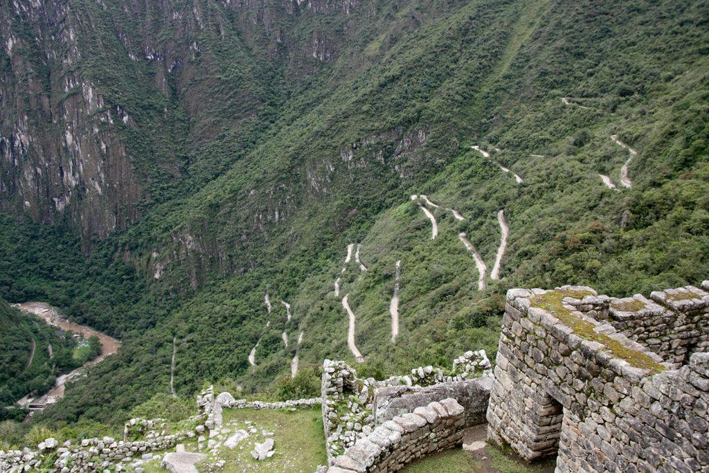 machu_picchu_switchback_road.jpg